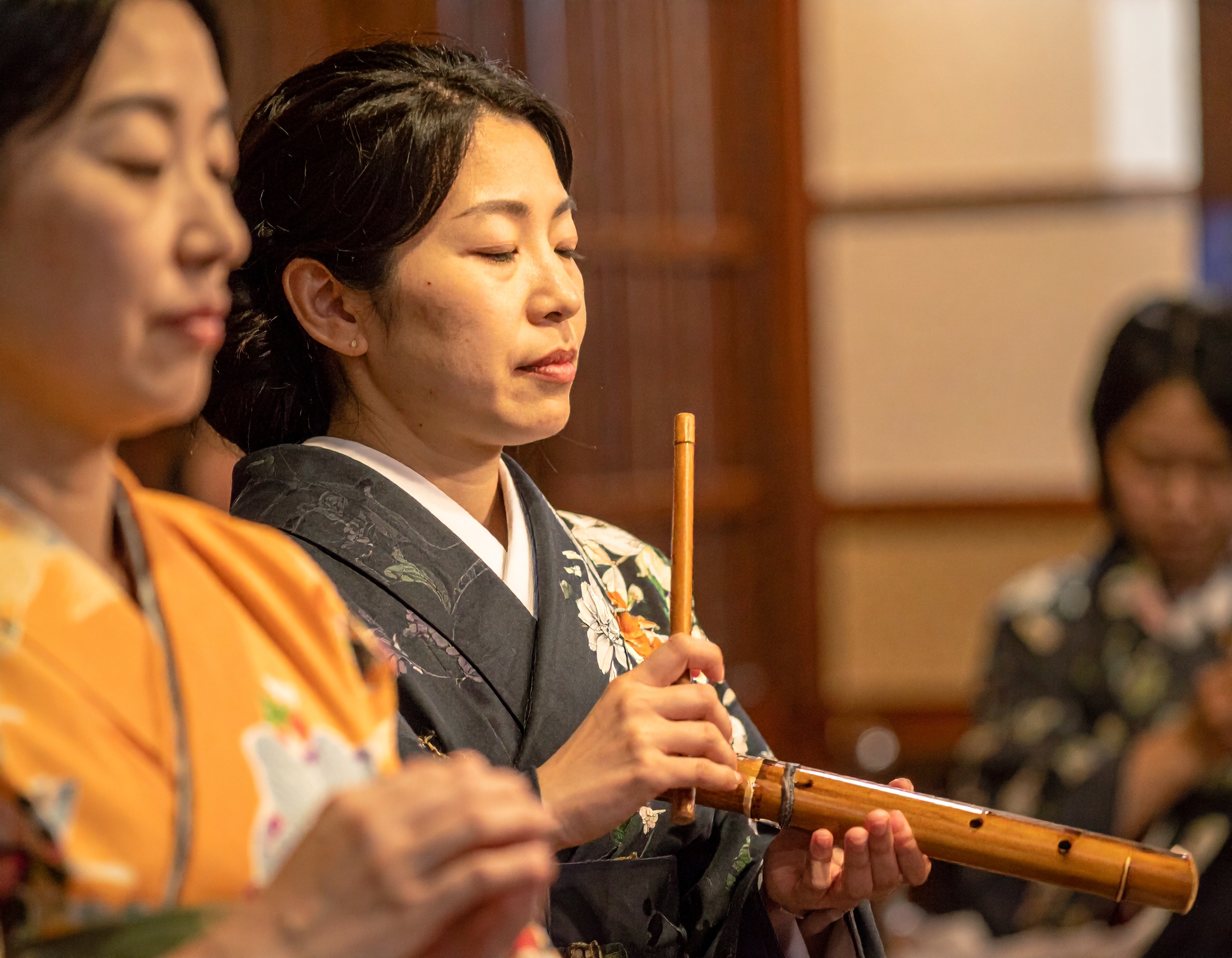 80代・90代故人へ。葬儀に響く昭和歌謡・演歌の定番曲